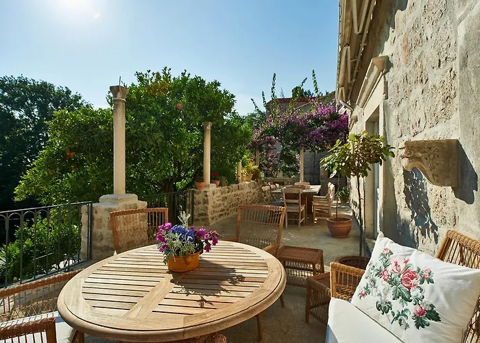 Villa Lemonia Villa *